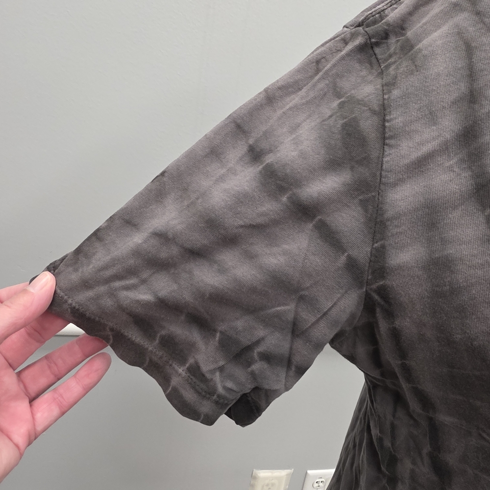 Men's Gray Tie-Dye Short Sleeve Tee - Picture 5 of 9